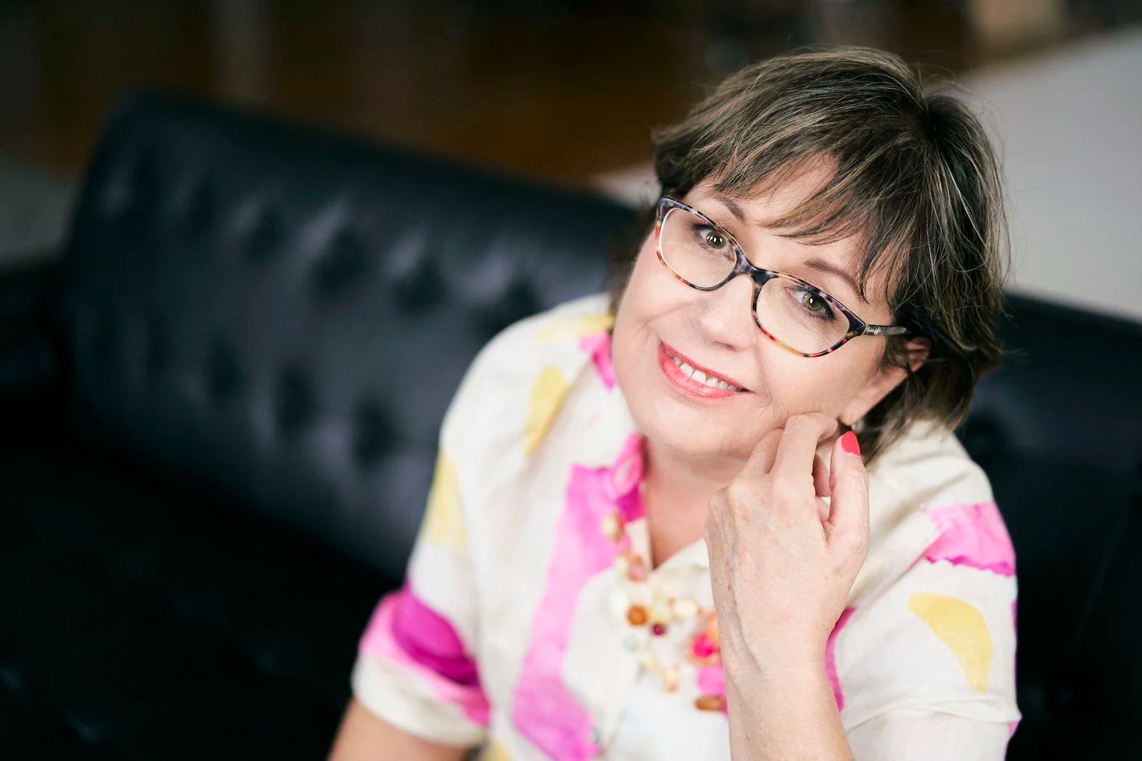 Personal branding photograph of Kat O’Sullivan, Keynote speaker & growth consultant