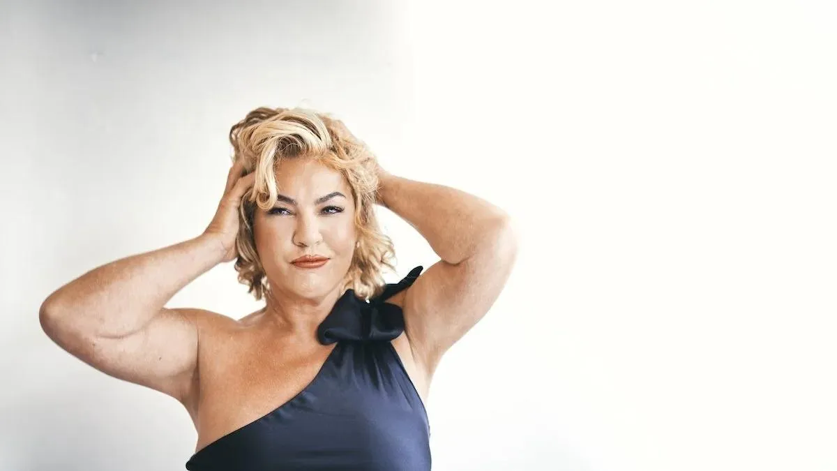I’m not interested in being perfect any more”: Sherri’s photo session experience — photograph 11