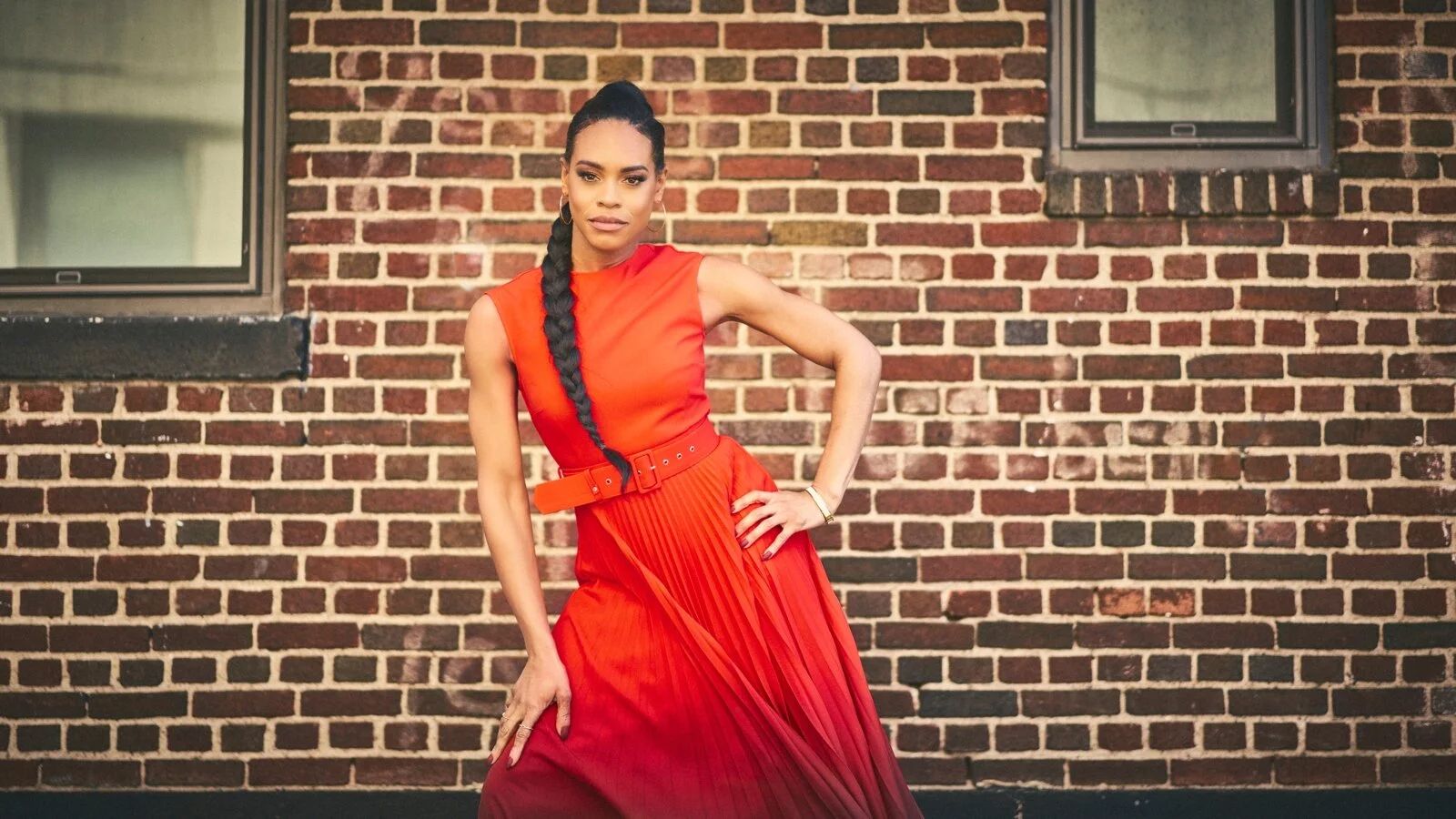 Personal branding photograph of Tyrona (Ty) Heath, B2B marketing leader at LinkedIn